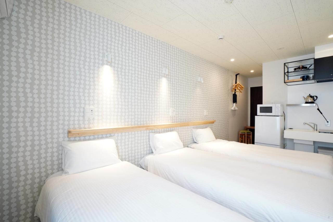 U-Hotel Takadanobaba Токио Стая снимка